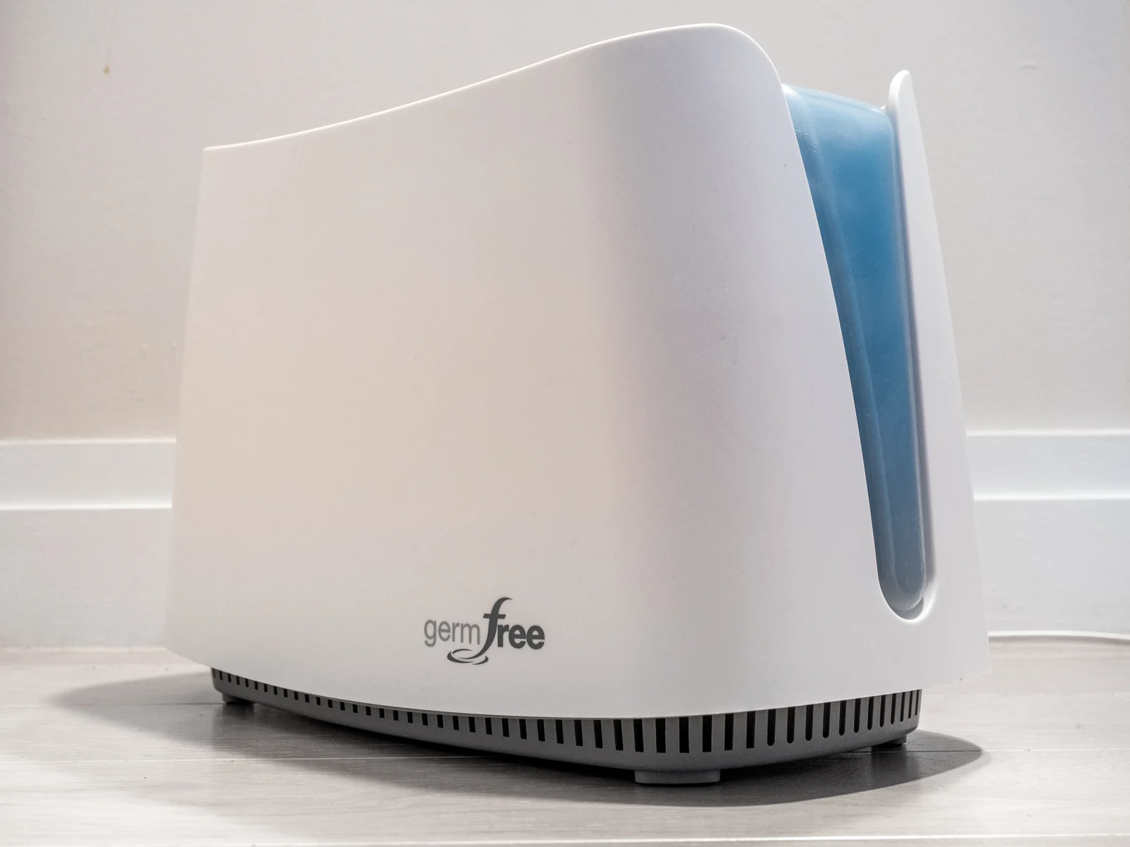 ajay_suresh · Honeywell humidifier, illustrative photograph